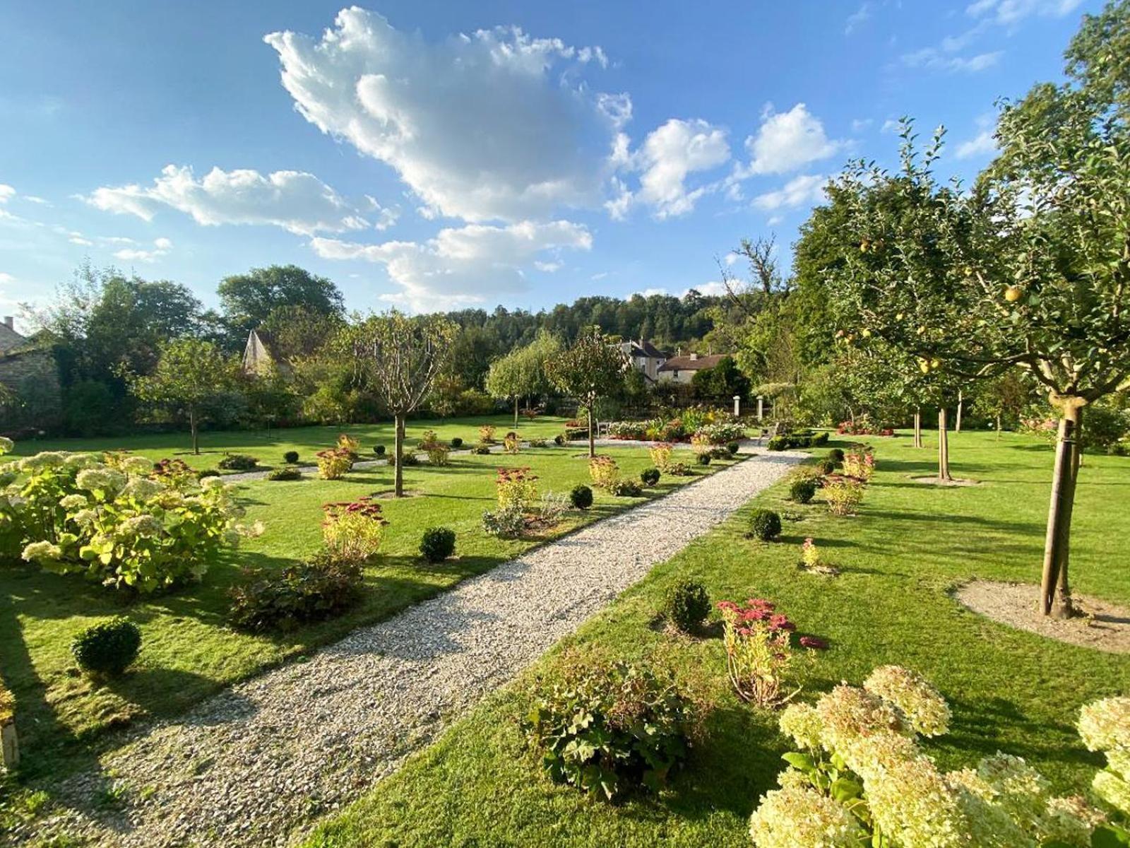 Domaine Hotel De France Cunfin المظهر الخارجي الصورة